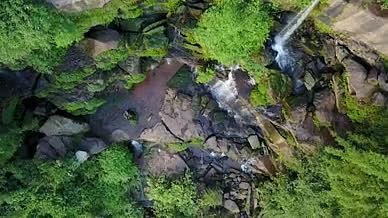乡村振兴瀑布旅游山涧绿色视频的预览图